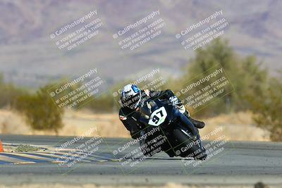 media/Jan-16-2022-CVMA (Sun) [[7f3d92989d]]/Race 2 Supersport Middleweight/